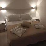 A Due Passi 게스트하우스 Grassano